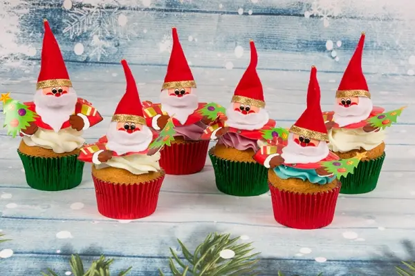 Santa's Christmas Cupcakes